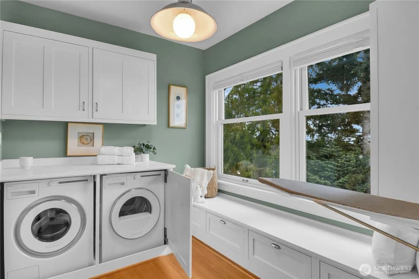 Property photo for 110 Smith Street, Seattle photo 22