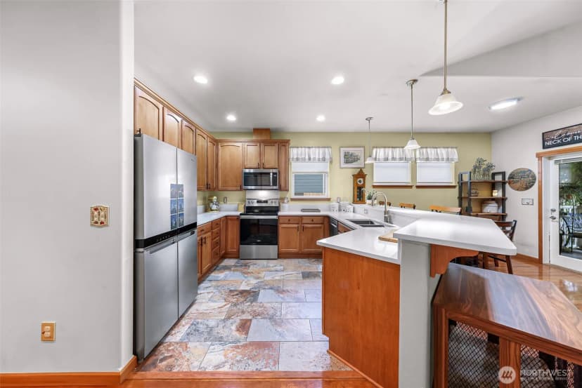 Property photo for 1759 Grand Avenue, Mount Vernon photo 5