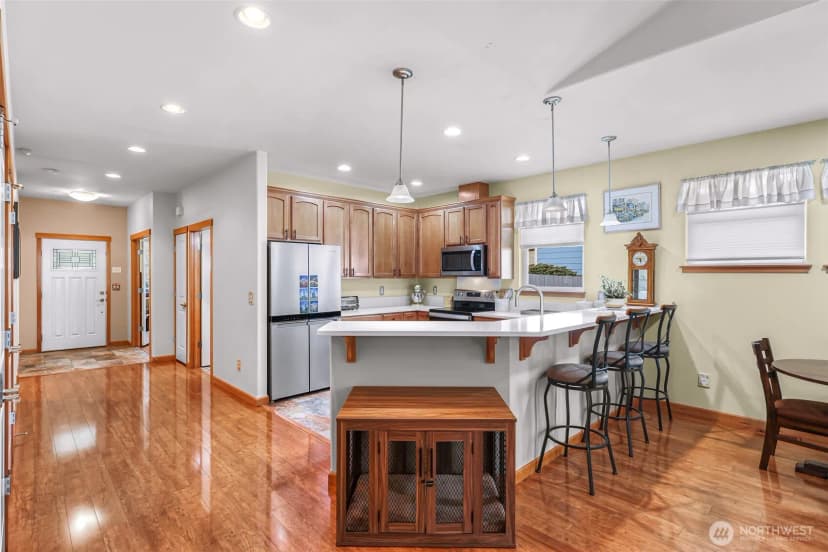 Property photo for 1759 Grand Avenue, Mount Vernon photo 9