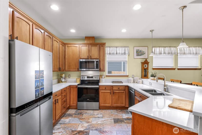 Property photo for 1759 Grand Avenue, Mount Vernon photo 6