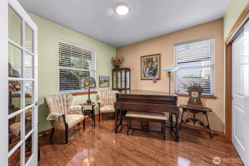 Property photo for 1759 Grand Avenue, Mount Vernon photo 3