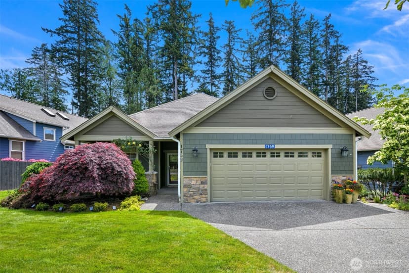 Property photo for 1759 Grand Avenue, Mount Vernon