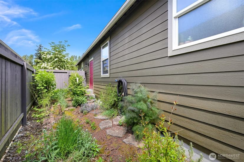 Property photo for 1759 Grand Avenue, Mount Vernon photo 30