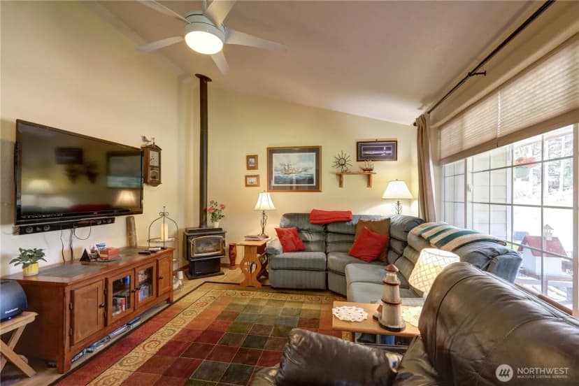Property photo for 1720 E Saint Andrews Drive N, Shelton photo 10