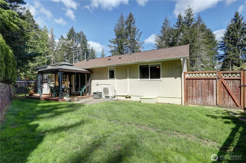 Property photo for 1720 E Saint Andrews Drive N, Shelton photo 4