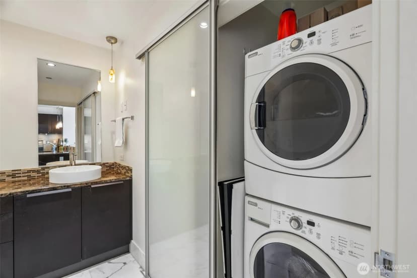 Property photo for 737 Olive Way #3701, Seattle photo 24