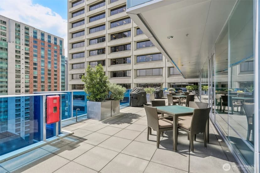 Property photo for 737 Olive Way #3701, Seattle photo 28