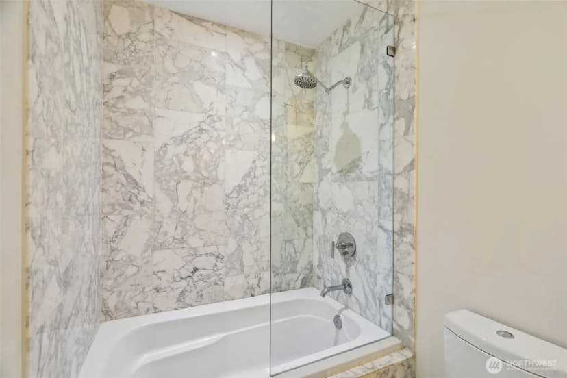 Property photo for 737 Olive Way #3701, Seattle photo 22