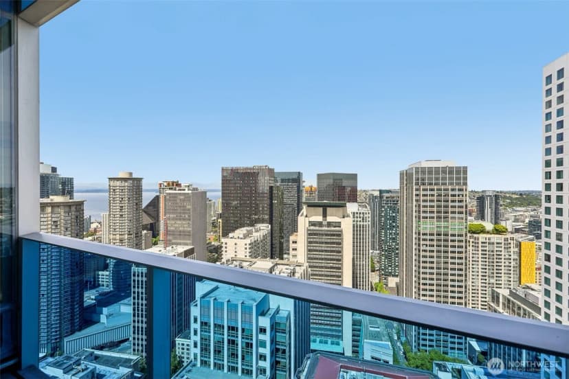 Property photo for 737 Olive Way #3701, Seattle photo 10