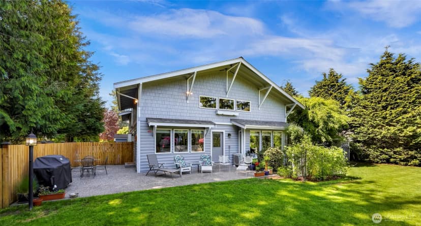 Property photo for 6874 Golf View Drive, Lynden photo 31