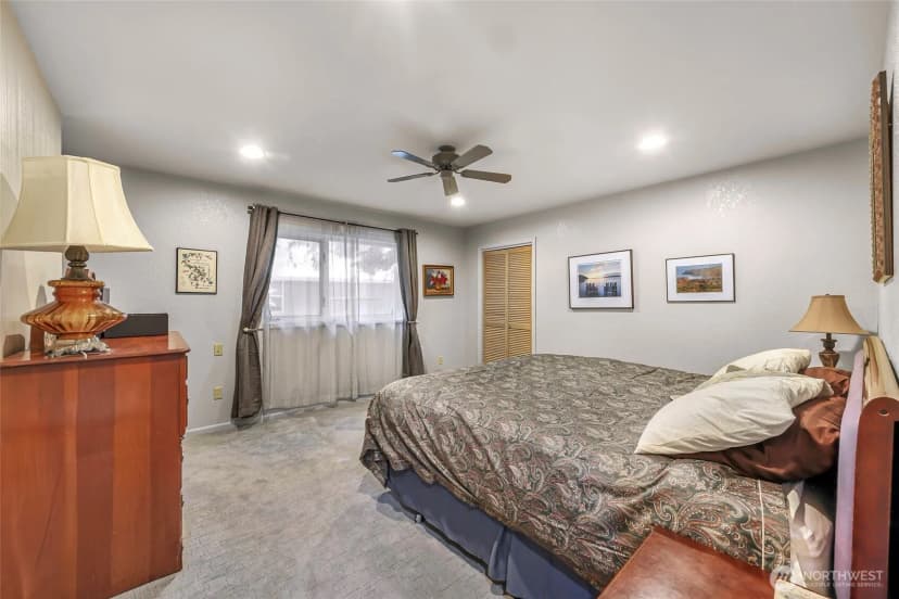 Property photo for 6874 Golf View Drive, Lynden photo 14