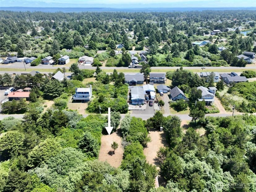 Property photo for 525 Sand Dune Avenue Sw, Ocean Shores photo 14