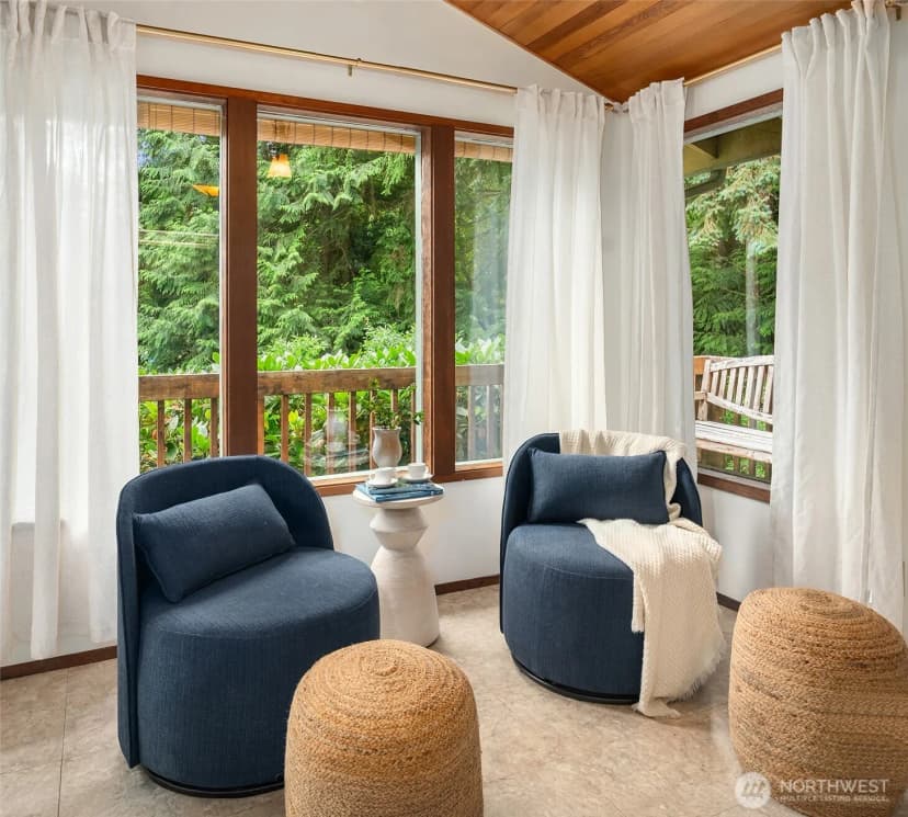 Property photo for 10218 Sw Tillicum Lane, Vashon photo 8