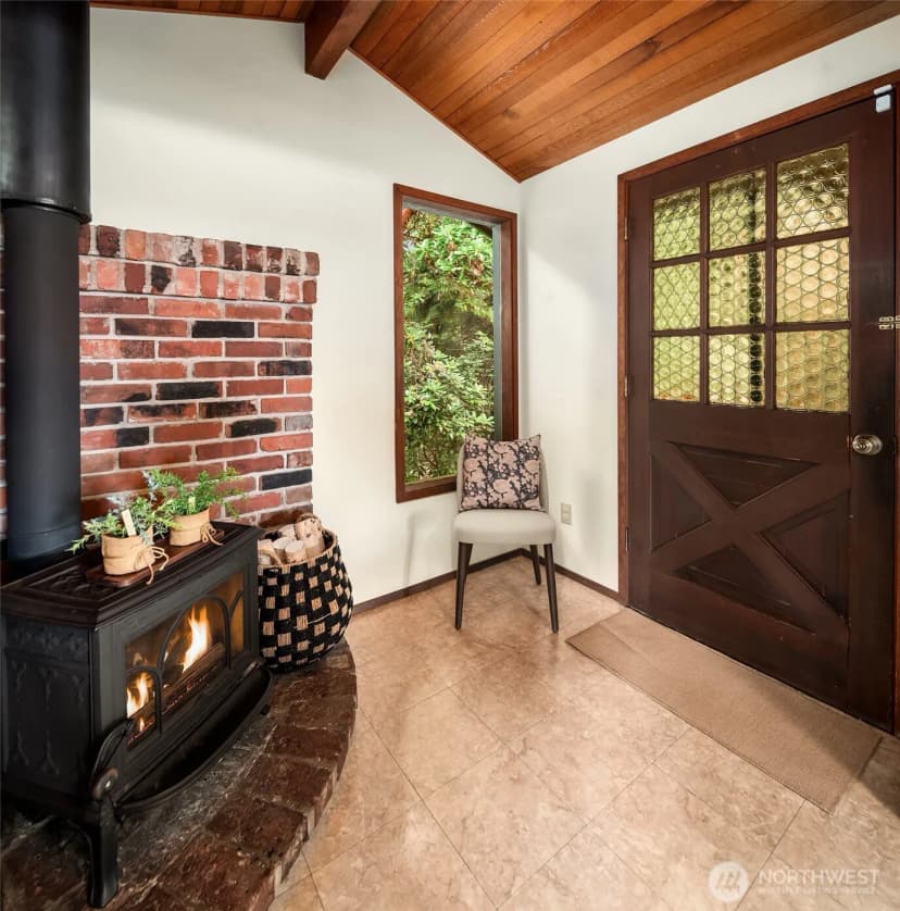 Property photo for 10218 Sw Tillicum Lane, Vashon photo 11