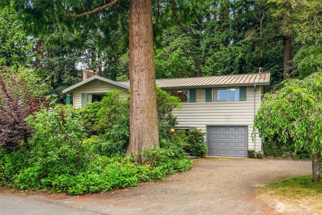 Property photo for 10218 Sw Tillicum Lane, Vashon photo 2