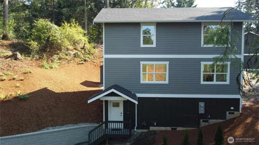 Property photo for 4178 Brays Way, Bellingham