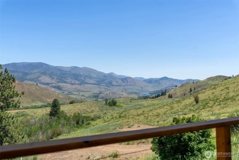 Property photo for 427 Rendezvous Road, Winthrop photo 8