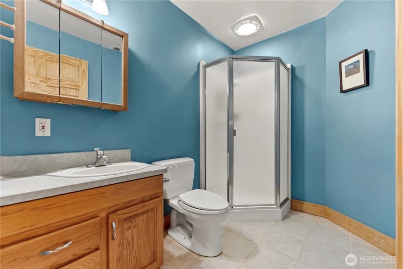 Property photo for 427 Rendezvous Road, Winthrop photo 32