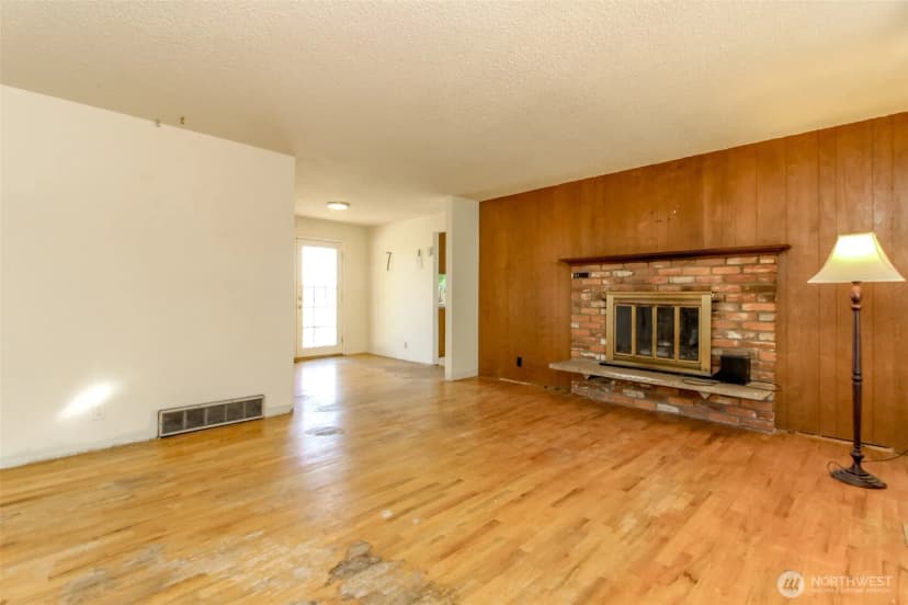 Property photo for 16235 Ne 51st Street, Redmond photo 17