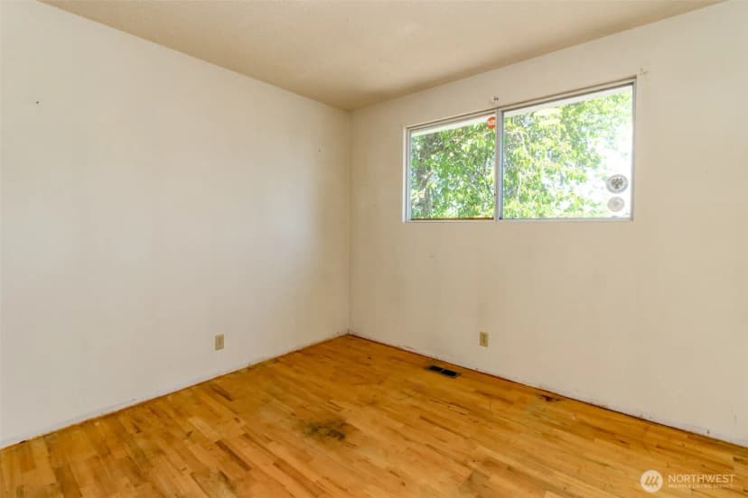 Property photo for 16235 Ne 51st Street, Redmond photo 28