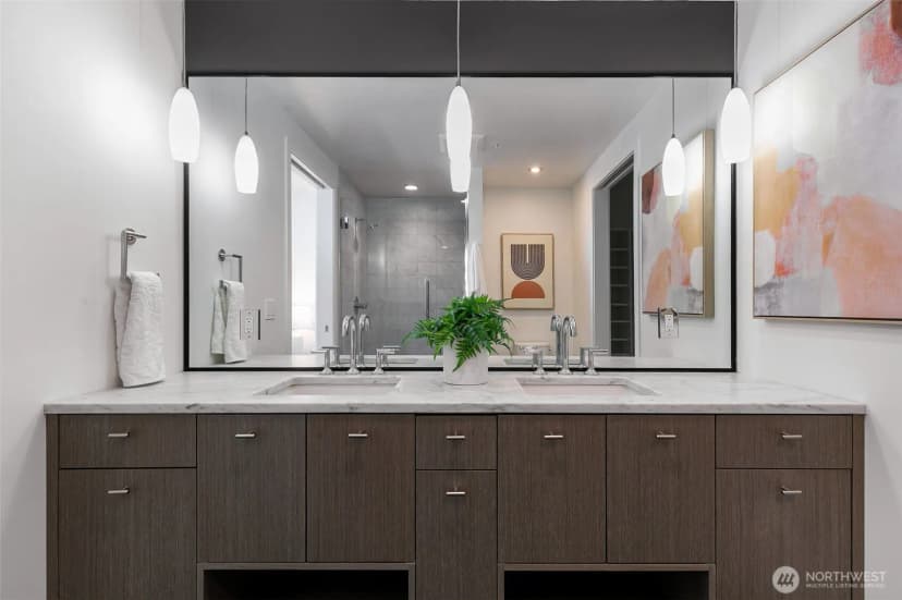 Property photo for 1321 Seneca Street #1303, Seattle photo 13