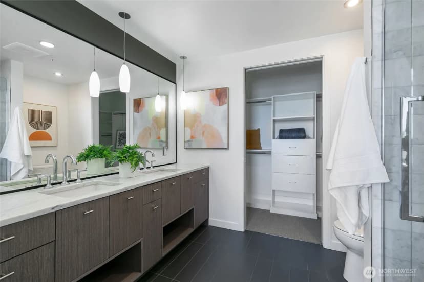 Property photo for 1321 Seneca Street #1303, Seattle photo 12