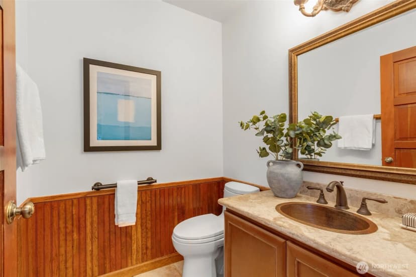 Property photo for 5601 43rd Avenue W, Seattle photo 15