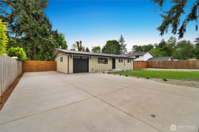 Property photo for 5615 S 305th Street, Auburn photo 2