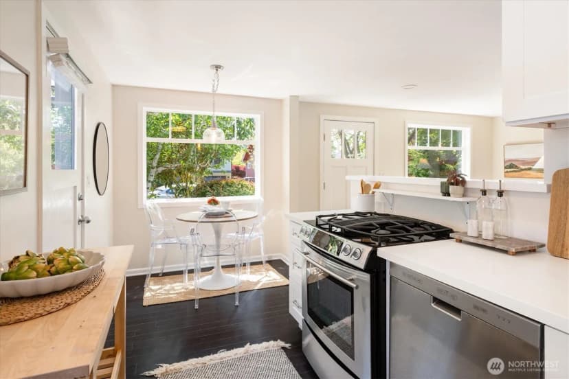 Property photo for 526 N 84th Street, Seattle photo 11