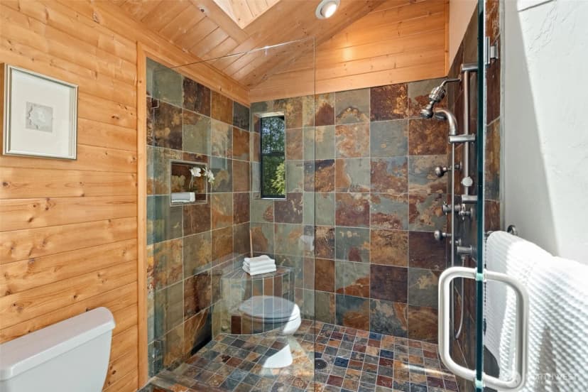 Property photo for 4619 34th Avenue Ct Nw, Gig Harbor photo 16