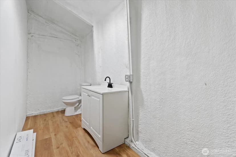 Property photo for 538 Railroad Avenue S, Kent photo 21