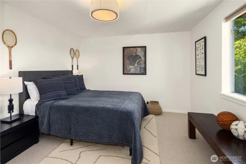 Property photo for 2601 13th Avenue W, Seattle photo 24