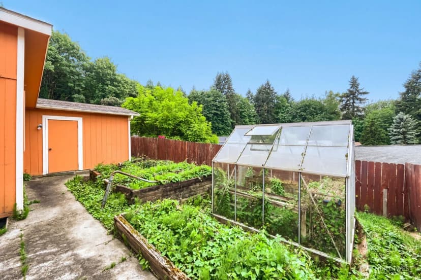 Property photo for 17125 Woodcrest Drive Ne, Bothell photo 22