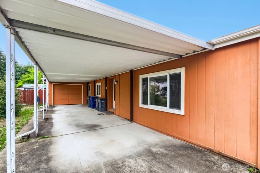 Property photo for 17125 Woodcrest Drive Ne, Bothell photo 21