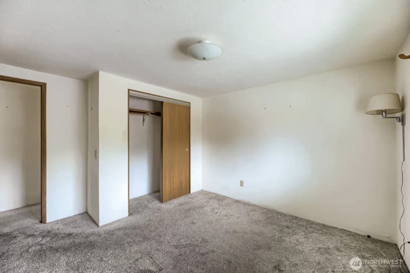 Property photo for 17125 Woodcrest Drive Ne, Bothell photo 16