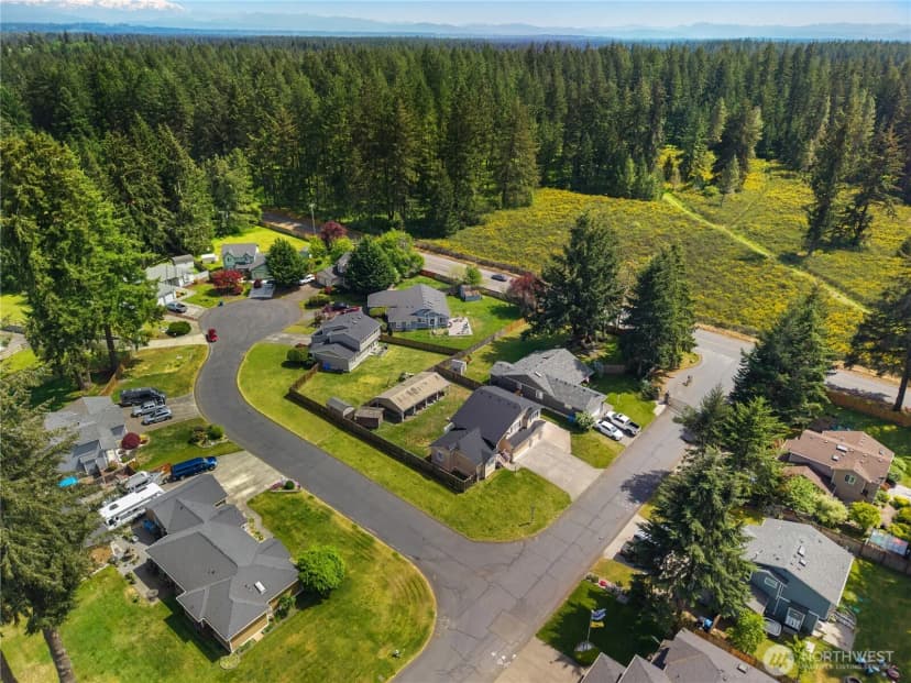 Property photo for 20711 1st Avenue E, Spanaway photo 2