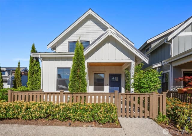 Property photo for 22755 Se 14th Court, Sammamish photo 2