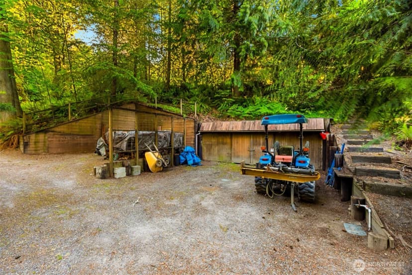 Property photo for 4736 Cooper Point Road Nw, Olympia photo 30