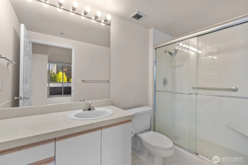 Property photo for 2600 2nd Avenue #503, Seattle photo 20