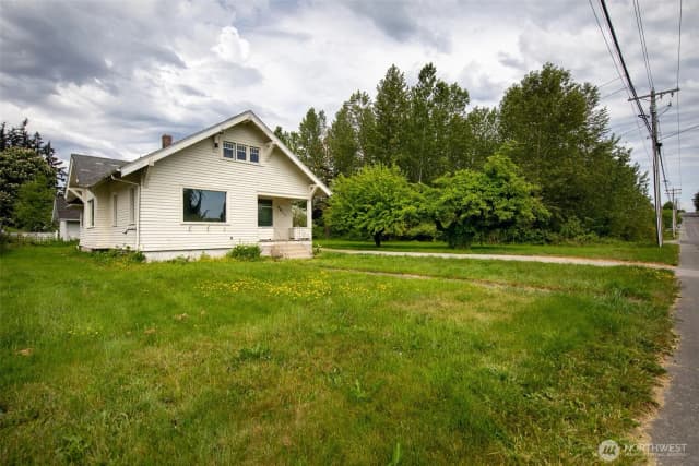 Property photo for 7911 276th Street Nw, Stanwood photo 3
