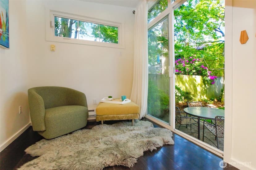 Property photo for 6525 23rd Avenue Ne, Seattle photo 27