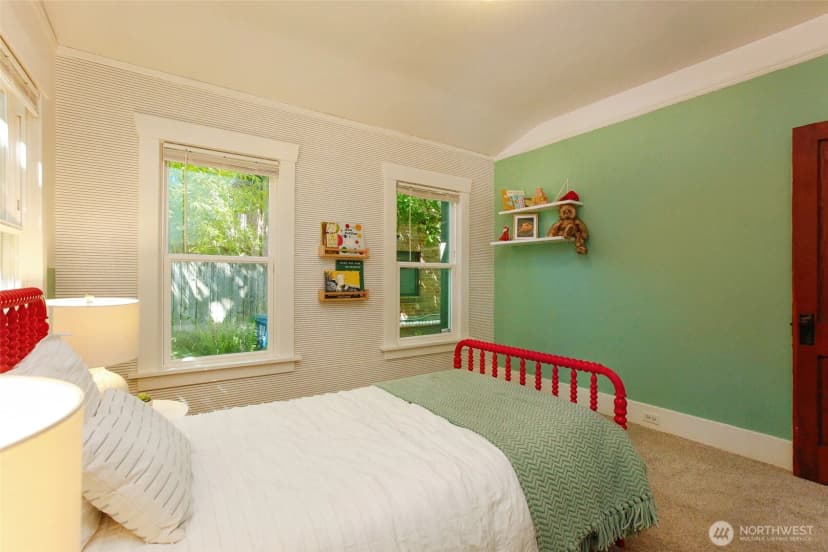 Property photo for 6525 23rd Avenue Ne, Seattle photo 19