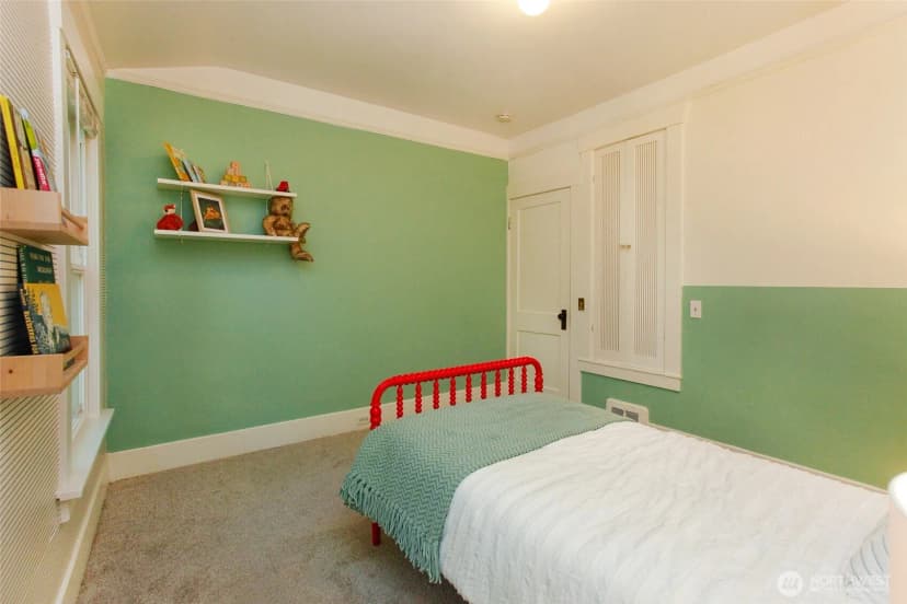 Property photo for 6525 23rd Avenue Ne, Seattle photo 20