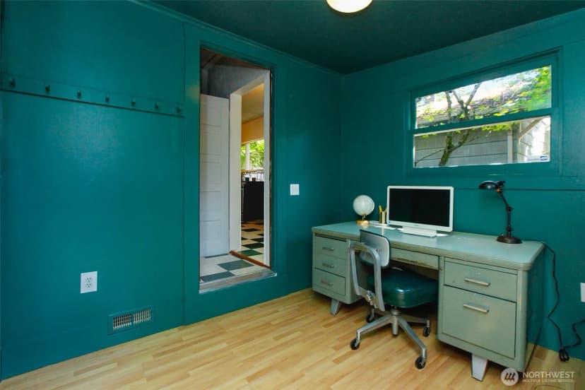Property photo for 6525 23rd Avenue Ne, Seattle photo 23