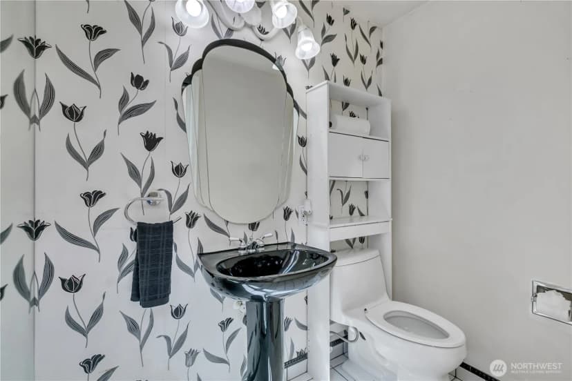 Property photo for 1808 Maple Lane #79, Kent photo 11