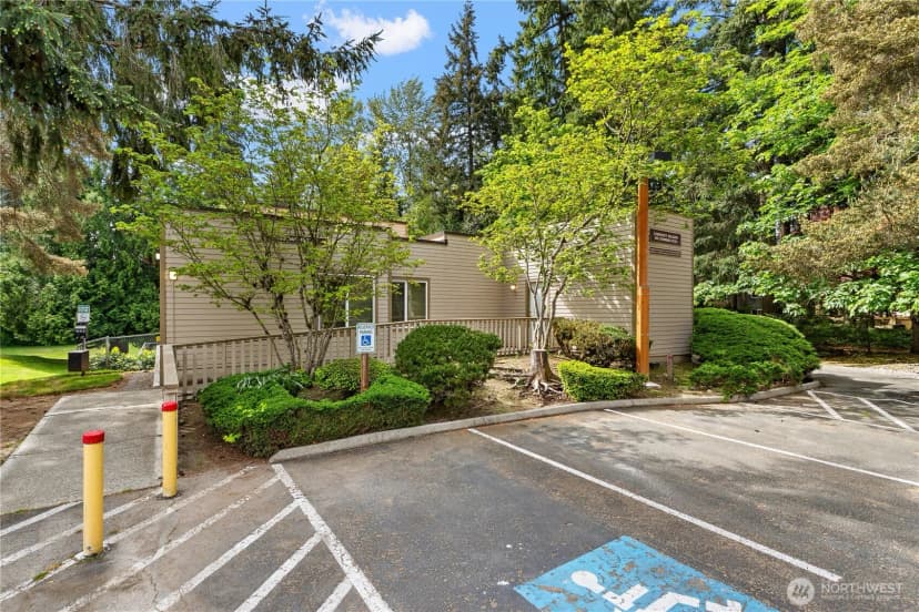 Property photo for 4421 147th Place Ne #b6, Bellevue photo 29