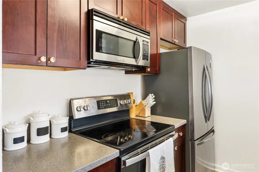 Property photo for 4421 147th Place Ne #b6, Bellevue photo 12
