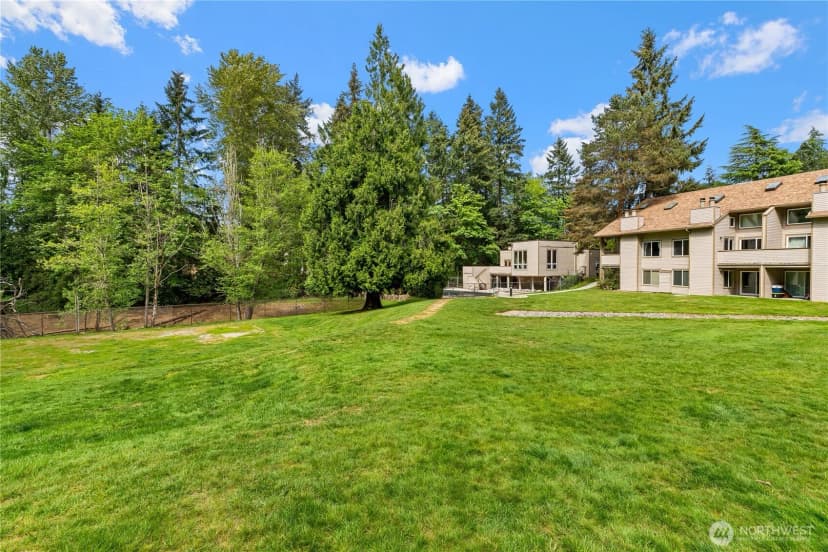 Property photo for 4421 147th Place Ne #b6, Bellevue photo 32
