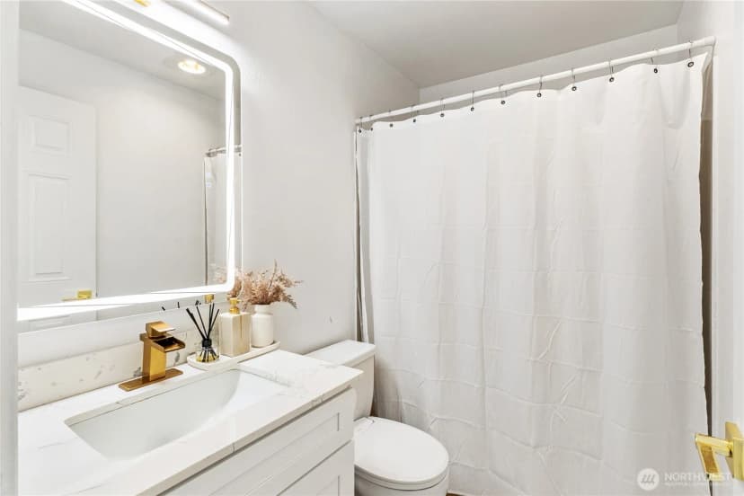 Property photo for 4421 147th Place Ne #b6, Bellevue photo 20