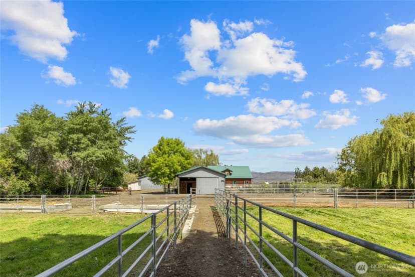 Property photo for 1750 Rader Road, Ellensburg photo 33